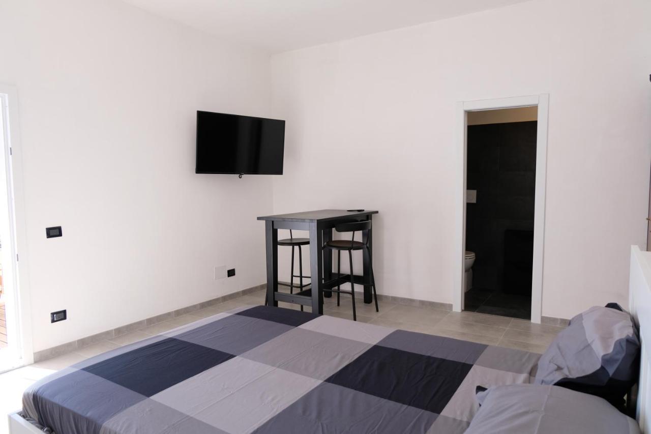 Rosalia'S Apartments Castel di Tusa Ngoại thất bức ảnh